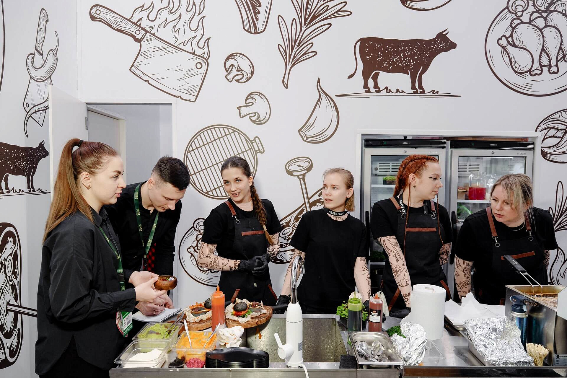 ЖАРИМ МЯСО на ПРОДЭКСПО. Февраль 2026