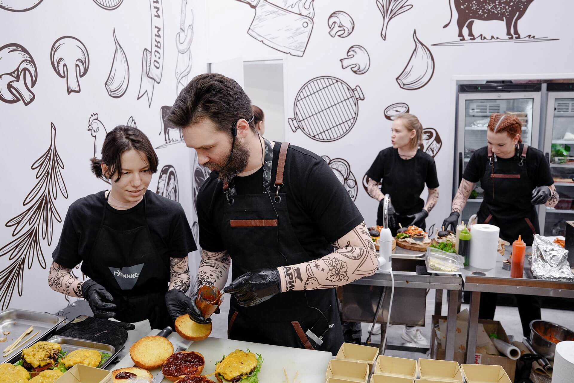 ЖАРИМ МЯСО на ПРОДЭКСПО. Февраль 2026