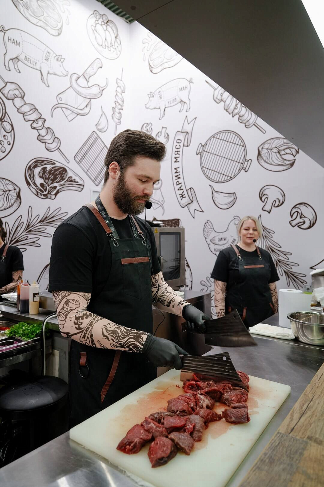 ЖАРИМ МЯСО на ПРОДЭКСПО. Февраль 2026